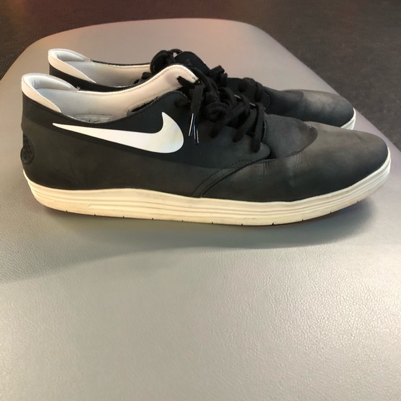 nike lunarlon skate shoes